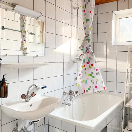 Einfache Im Winzerort Loiben *