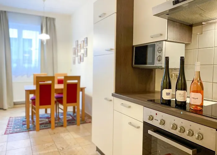 Einfache Im Winzerort Loiben